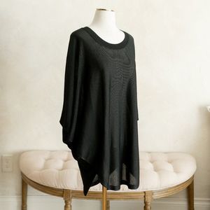 Women’s NWT Black Soma‎ Slinky Sweater Tunic size XS